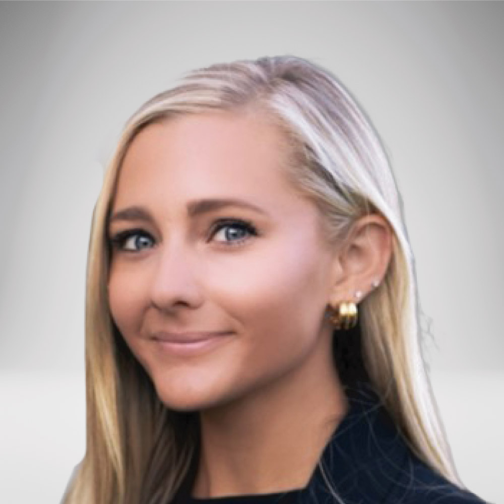 Addison Group Headshot of Branch Manager Emily Walsh