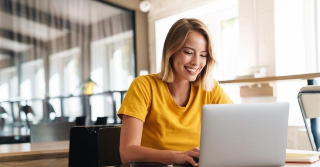 Searching for a new job can feel overwhelming at times. Between crafting resumes, submitting applications, preparing and conducting interviews, and networking, it’s easy to get lost in the shuffle.