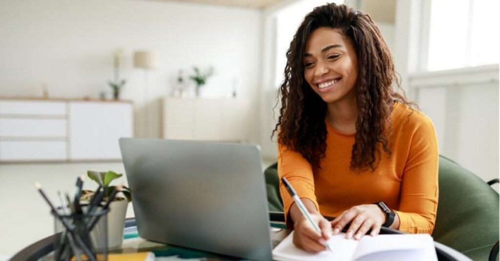 When the desire for perfection turns into hesitation, overthinking, or endless comparisons, you may be facing analysis paralysis – a silent dealbreaker in the hiring process.  